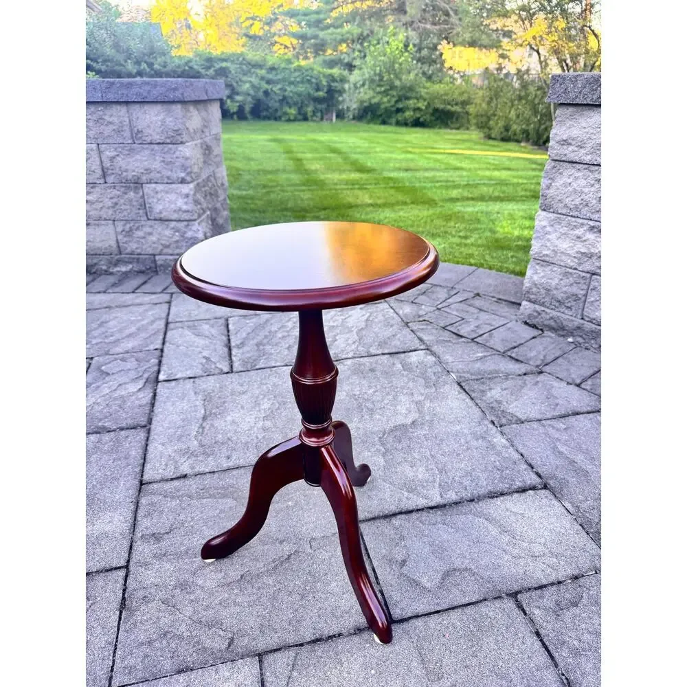 Vintage Bombay Company Pedestal Accent Table Mahogany 20.5” x 13”